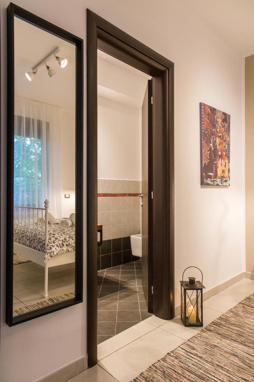 One Love Metropolitan Apartment Bucharest Luaran gambar