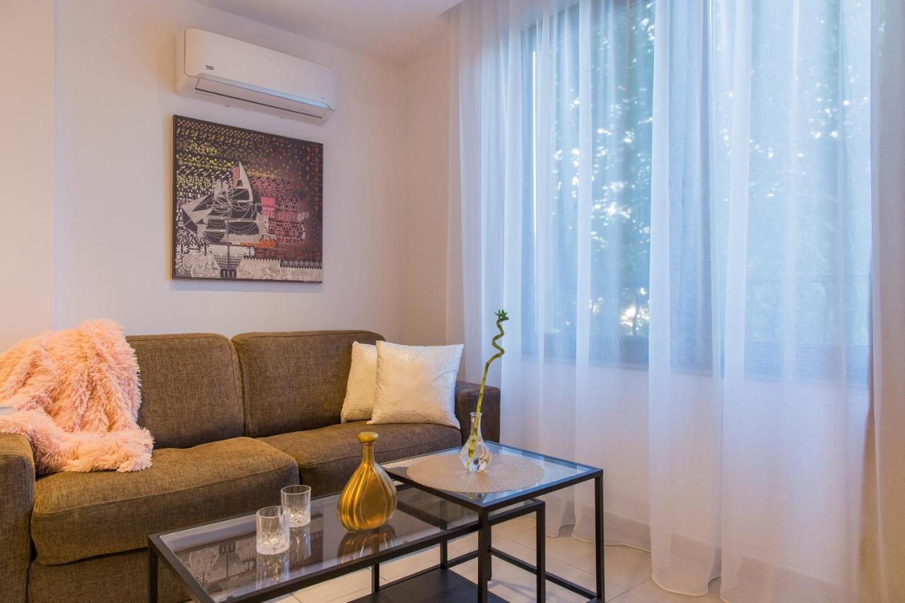 One Love Metropolitan Apartment Bucharest Luaran gambar