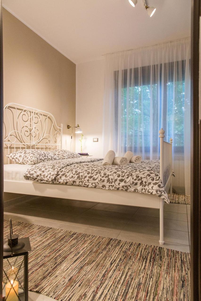 One Love Metropolitan Apartment Bucharest Luaran gambar