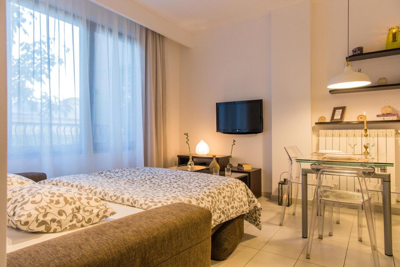 One Love Metropolitan Apartment Bucharest Luaran gambar