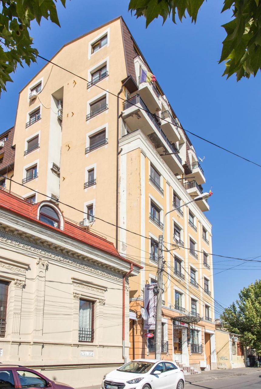 One Love Metropolitan Apartment Bucharest Luaran gambar